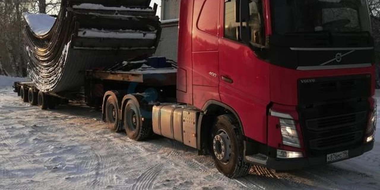 Перевозка секций ангара массой груза 56 тонн из Екатеринбурга до Полевского
