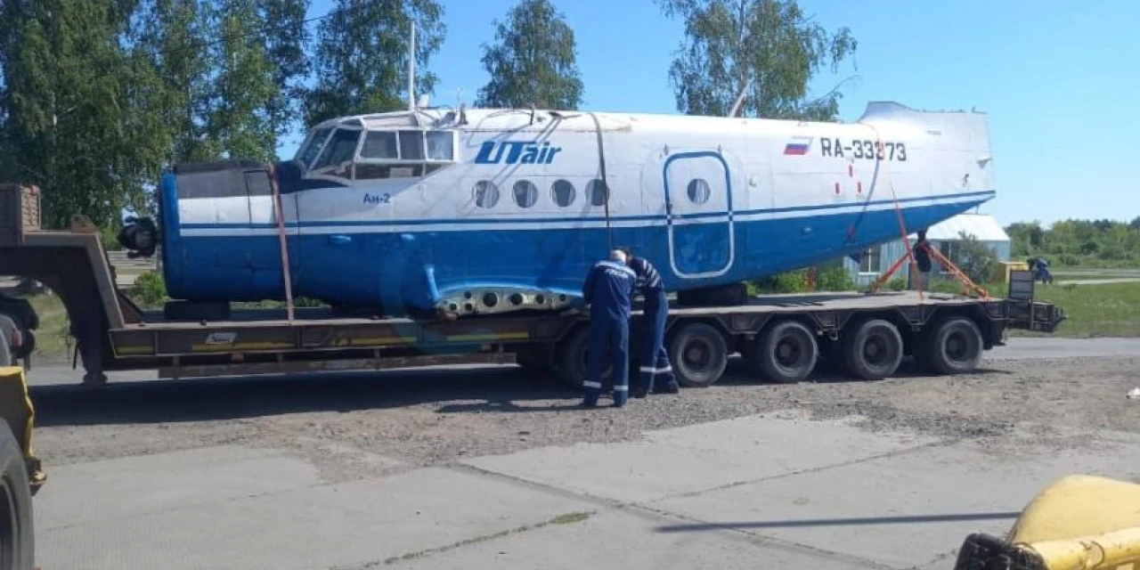 Транспортировка самолета