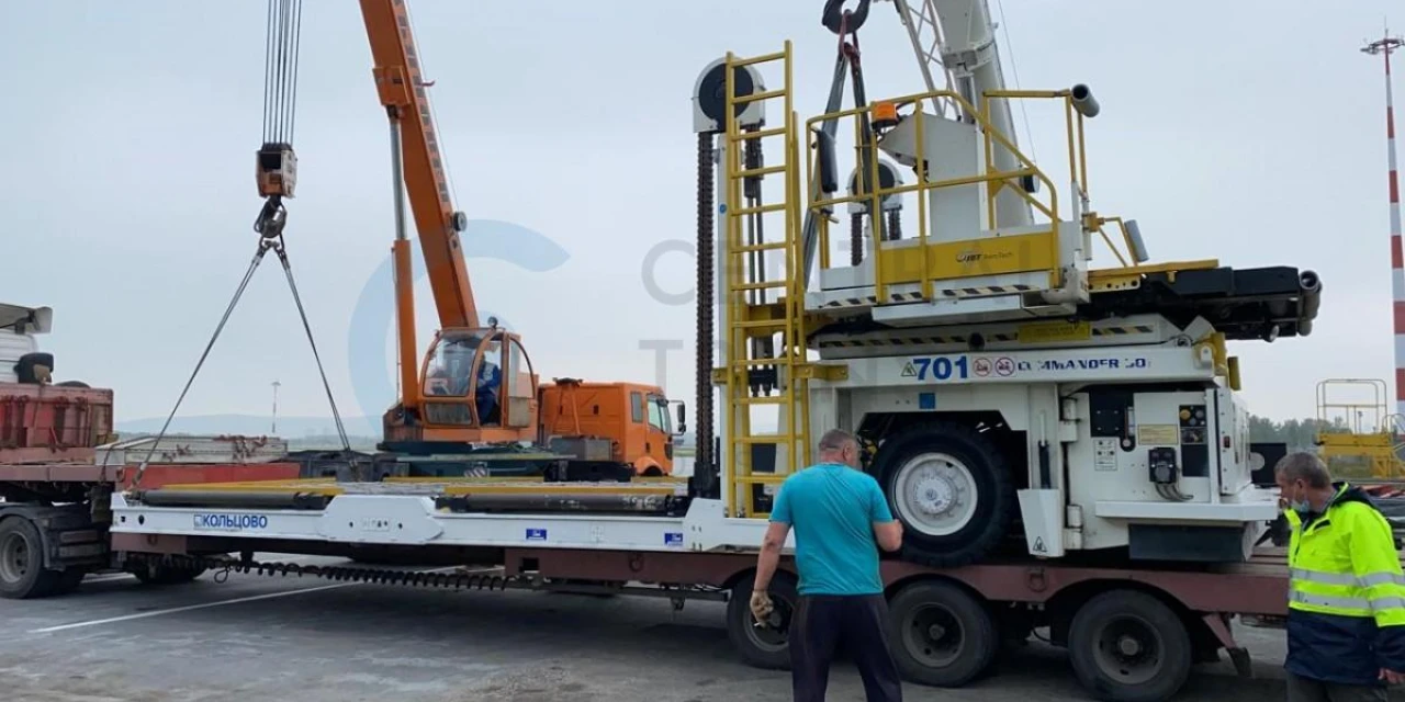 Central Trans организовал доставку аэродромного оборудования