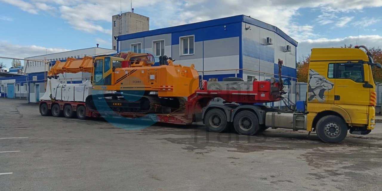 Машина ломки футеровки с гидромолотом НМ-140 доставлена из Воронежа в Архангельск