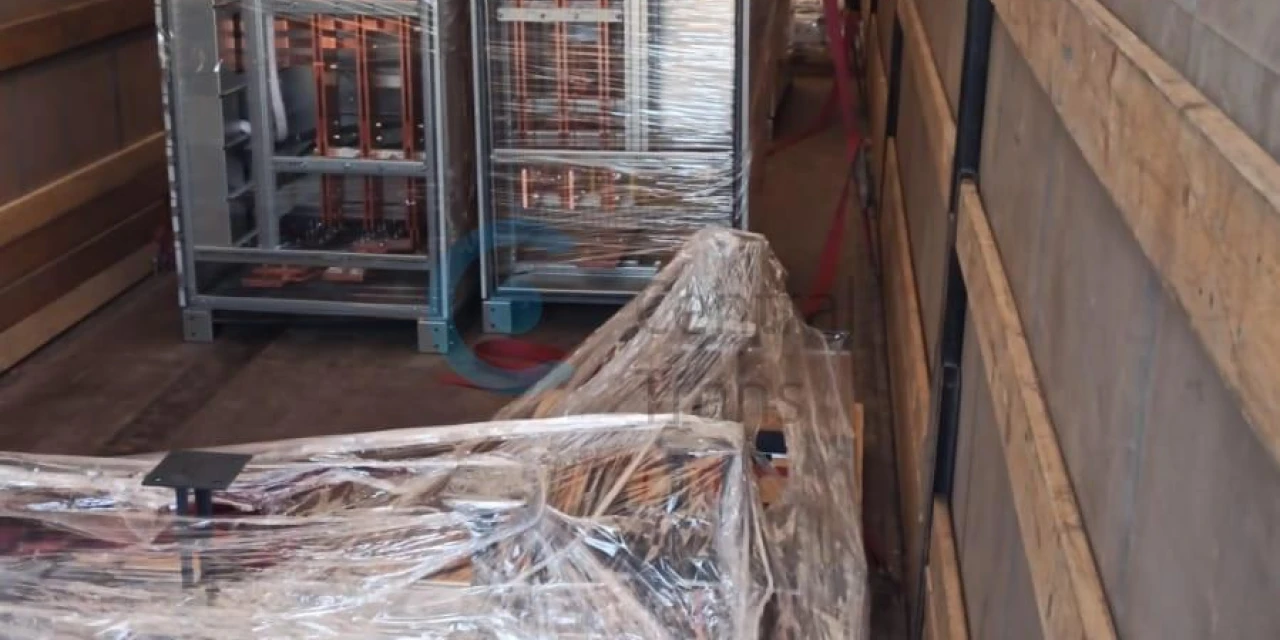 Корпуса ГРЩ и комплектующие доставлены из Свердловской области в Тюменскую область