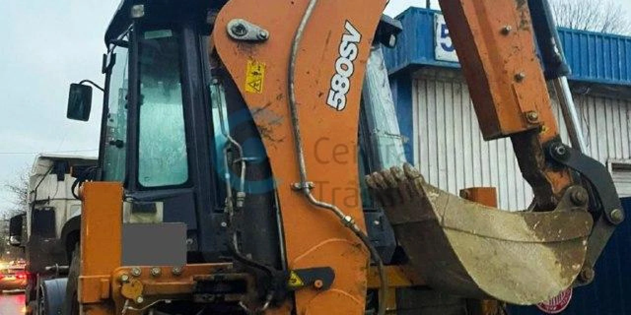 Перевозка экскаватора-погрузчика CASE 580SV