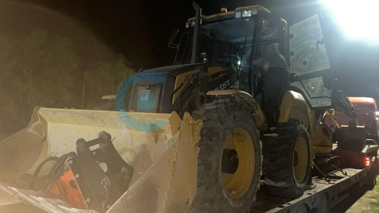 Два экскаватора XC8-S3570 перевезены по маршруту Евпатория — Усть-Луга