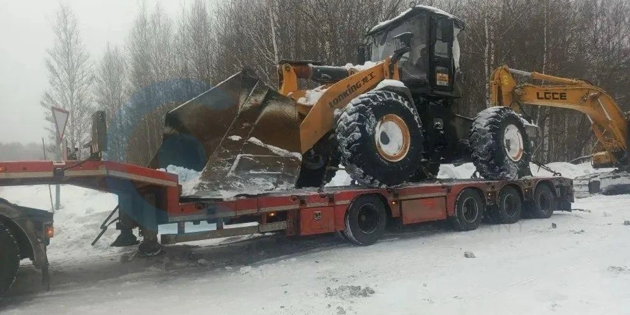 Перевозка фронтального погрузчика LIUGONG 855H на трале по направлению Екатеринбург - Пермь