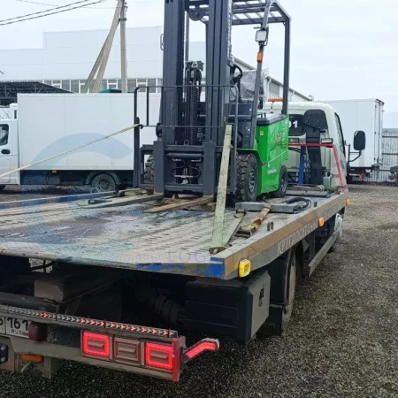 Перевозка  электроштабелера вилочного TOYOTA FORKLIFT  на трале по направлению Краснодар - Сочи