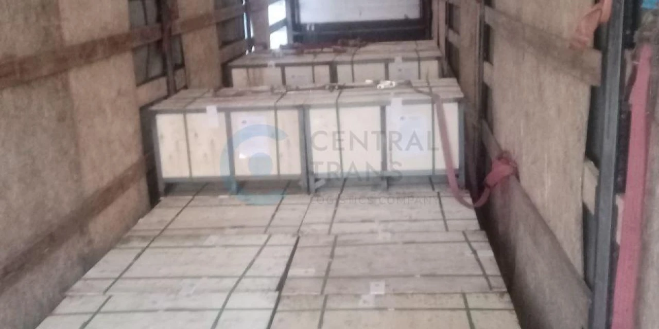 Части многоступенчатых насосов доставлены из Владивостока в Сургут