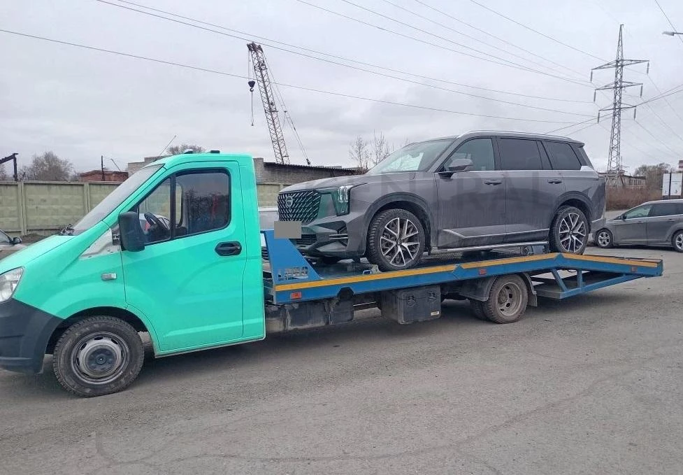 Перевозка GAC Trumpchi GS8 на эвакуаторе по направлению Сухой Лог - Пермь