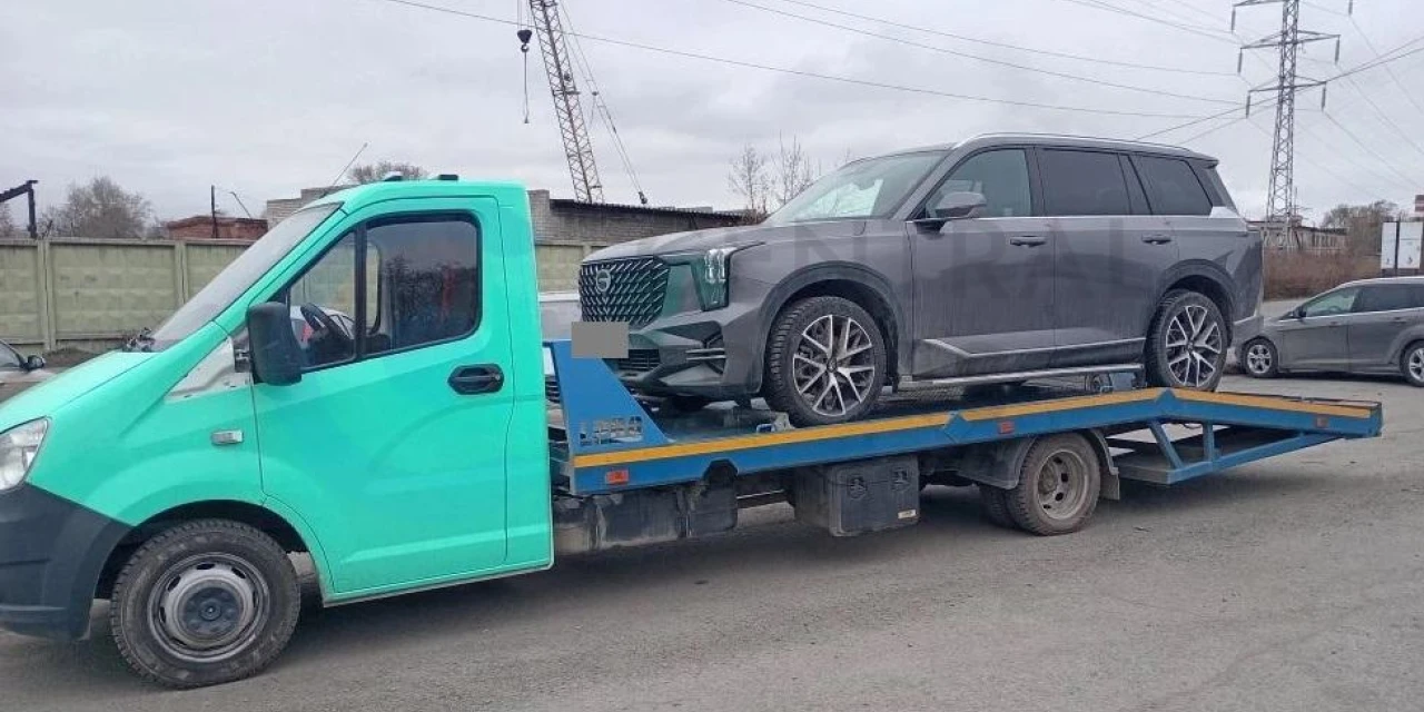 Перевозка GAC Trumpchi GS8 на эвакуаторе по направлению Сухой Лог - Пермь